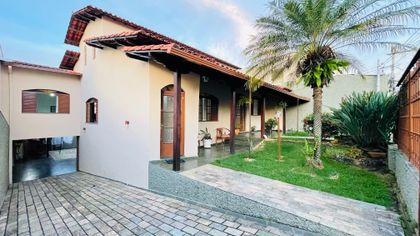 Casa com 4 Quartos à venda, 375m² no Santa Amélia, Belo Horizonte - Foto 1