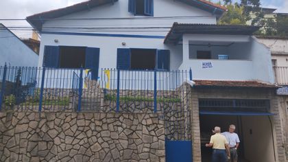 Casa com 4 Quartos para alugar, 100m² no Grajaú, Juiz de Fora - Foto 1