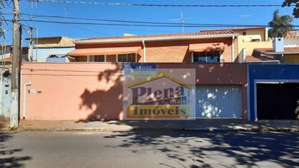 Casas à venda na Rua Marquês de Abrantes em Campinas, SP - ZAP Imóveis
