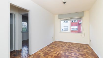 Apartamento com 1 Quarto para alugar, 69m² no Rubem Berta, Porto Alegre - Foto 1