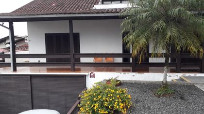 Sobrado com 4 Quartos à venda, 250m² no Floresta, Joinville - Foto 1