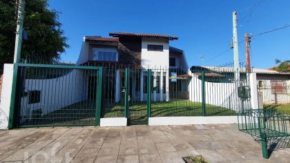 Casa com 4 Quartos à venda, 220m² no Fátima, Canoas - Foto 1