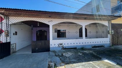 Casa com 5 Quartos à venda, 200m² no Coqueiro, Belém - Foto 1