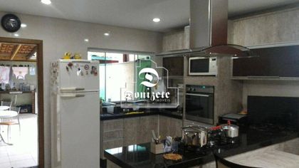 Sobrado com 3 Quartos à venda, 250m² no Vila Assuncao, Santo André - Foto 1