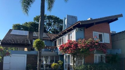 Casa com 4 Quartos à venda, 329m² no Medianeira, Porto Alegre - Foto 1