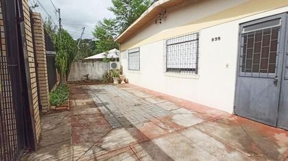 Casa com 2 Quartos à venda, 131m² no Cavalhada, Porto Alegre - Foto 1