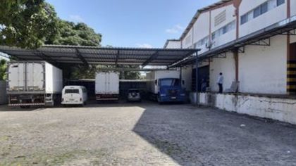Galpão / Depósito / Armazém à venda, 7600m² no Campina do Barreto, Recife - Foto 1
