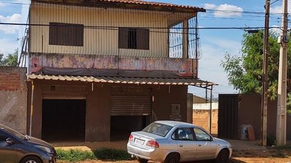 Casa Comercial com 2 Quartos à venda, 180m² no Vila Oliveira, Aparecida de Goiânia - Foto 1