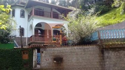 Casa com 3 Quartos à venda, 700m² no Quitandinha, Petrópolis - Foto 1