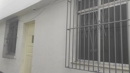 Casa com 1 Quarto para alugar, 50m² no Cascadura, Rio de Janeiro - Foto 1