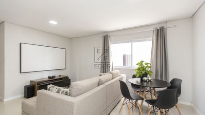 Apartamento com 2 Quartos à venda, 58m² no Rebouças, Curitiba - Foto 1