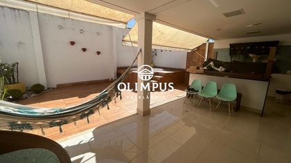 Casa de Condomínio com 3 Quartos para alugar, 190m² no Jardim Karaíba, Uberlândia - Foto 1