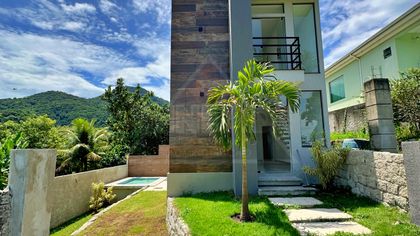 Casa com 3 Quartos à venda, 160m² no Guaratiba, Rio de Janeiro - Foto 1