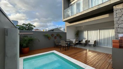 Casa com 3 Quartos para alugar, 175m² no Morrinhos, Garopaba - Foto 1