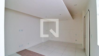 Casa com 2 Quartos para alugar, 145m² no Arraial Paulista, Taboão da Serra - Foto 1