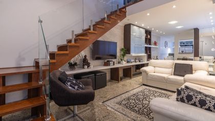 Casa com 4 Quartos à venda, 220m² no Penha De Franca, São Paulo - Foto 1