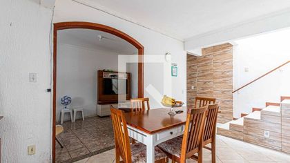 Casa com 4 Quartos para alugar, 360m² no Areias, São José - Foto 1