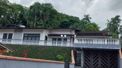 Casa com 3 Quartos à venda, 250m² no Anita Garibaldi, Joinville - Foto 1