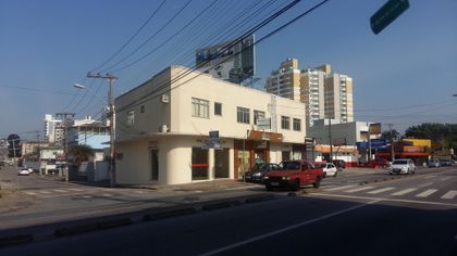 Loja / Salão / Ponto Comercial para alugar, 85m² no Barreiros, São José - Foto 1