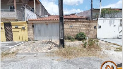 Casa com 5 Quartos à venda, 216m² no Parangaba, Fortaleza - Foto 1