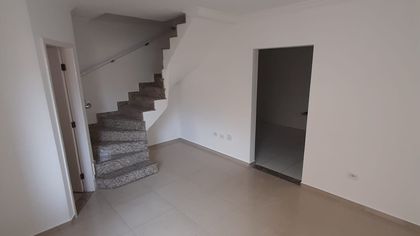 Casa de Condomínio com 2 Quartos para alugar, 70m² no Vila Carmosina, São Paulo - Foto 1