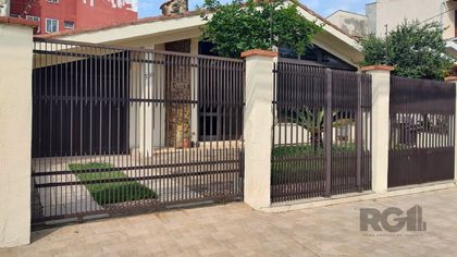Casa com 2 Quartos à venda, 183m² no Vila Eunice Nova, Cachoeirinha - Foto 1