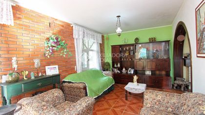 Casa com 3 Quartos à venda, 204m² no Santa Maria Goretti, Porto Alegre - Foto 1