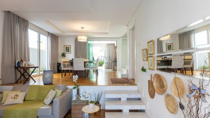 Casa de Condomínio com 4 Quartos à venda, 240m² no São Braz, Curitiba - Foto 1