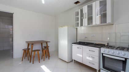 Kitnet com 1 Quarto para alugar, 20m² no Jardim das Américas, Curitiba - Foto 1