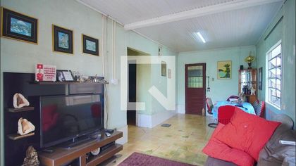 Casa com 2 Quartos para alugar, 180m² no Feitoria, São Leopoldo - Foto 1