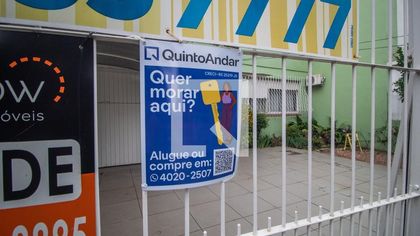 Casa com 4 Quartos para alugar, 340m² no Santo Antônio, Porto Alegre - Foto 1