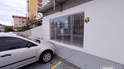 Loja / Salão / Ponto Comercial para alugar, 70m² no Capoeiras, Florianópolis - Foto 1