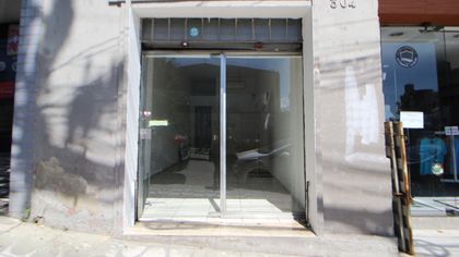 Loja / Salão / Ponto Comercial com cozinha, 25 m² em Barreiro, Belo  Horizonte - ZAP Imóveis