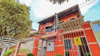 Casa com 3 Quartos à venda, 165m² no Hípica, Porto Alegre - Foto 1