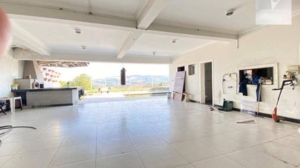 Casa de Condomínio com 4 Quartos para venda ou aluguel, 690m² no Alphaville, Santana de Parnaíba - Foto 1