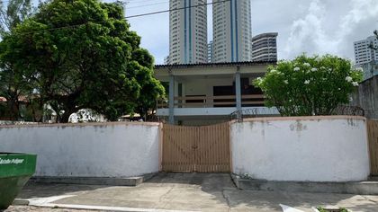 Casas à venda na Rua Francisco Gurgel em Natal, RN - ZAP Imóveis