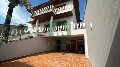 Casa com 5 Quartos à venda, 400m² no Tabajaras, Uberlândia - Foto 1