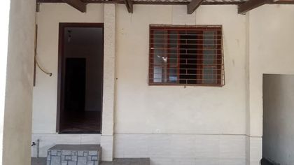 Casa com 1 Quarto para alugar, 40m² no Santo Onofre, Viamão - Foto 1