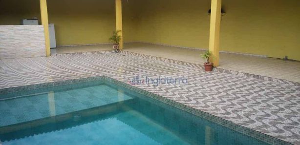 Casas com piscina à venda no Bandeirantes em Londrina