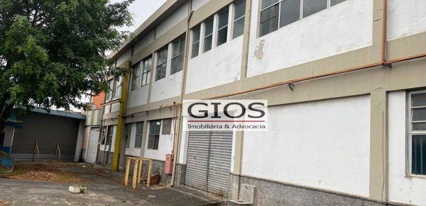 Galpão / Depósito / Armazém com ar condicionado, 1300 m² na Zona Oeste em  Perus, São Paulo - ZAP Imóveis