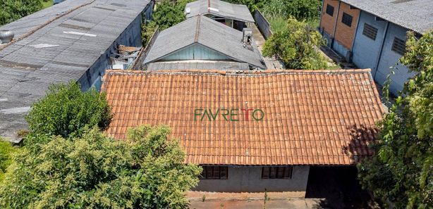 Casa na Rua Cidade de Maria Helena, 526, Fazendinha em Curitiba