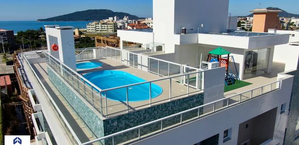 Apartamento para Venda - Florianópolis / SC no bairro Ingleses do Rio  Vermelho, 3 dormitórios, sendo 1 suíte, 2 banheiros, 2 vagas de garagem,  mobiliado, área total 145,00 m², área útil 118,00 m²