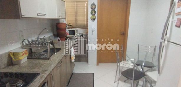 Apartamentos à venda na Rua Cruz e Souza em Ponta Grossa, PR - ZAP Imóveis