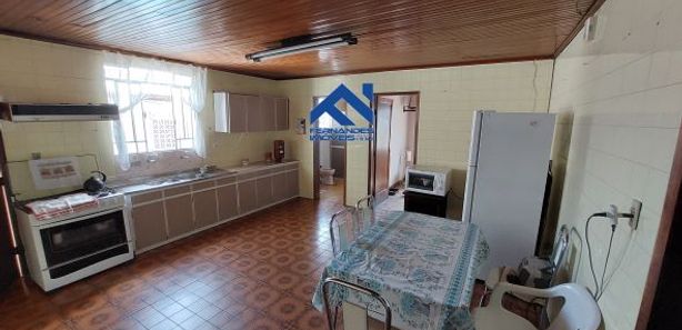 Casas com cozinha grande à venda em Fanny, Curitiba, PR - ZAP Imóveis