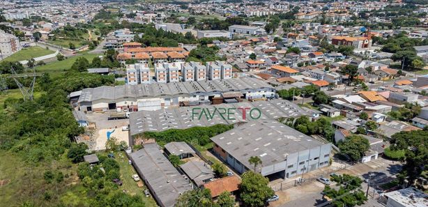 Casa na Rua Cidade de Maria Helena, 526, Fazendinha em Curitiba