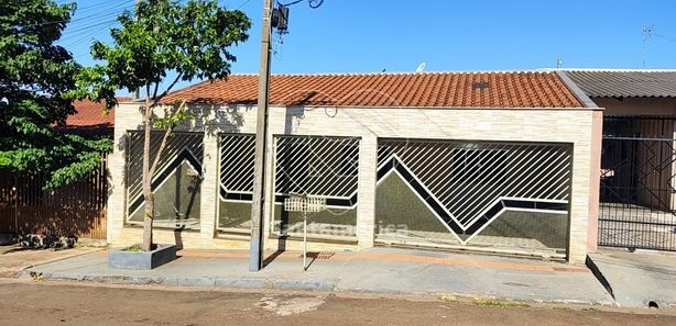 Casas à venda na Rua Gabriel Cestari em Londrina, PR - ZAP Imóveis