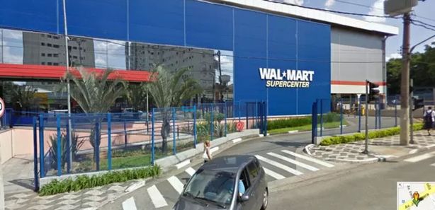 Como chegar até Walmart Supercenter em Contagem de Ônibus ou Metrô?