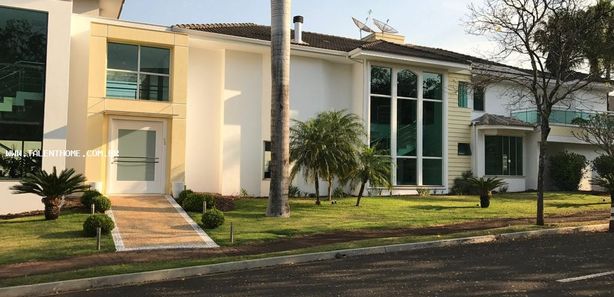 Properties for sale on Rua Eleonor Roosevelt in Brasília