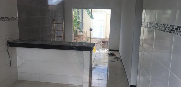 Terreno à venda, 250m² por R$ 250.000 - New Golden Ville - U