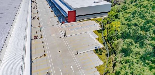 Galpão / Depósito / Armazém com ar condicionado, 1300 m² na Zona Oeste em  Perus, São Paulo - ZAP Imóveis